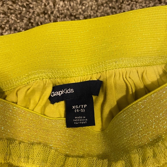 Gap Kids Sz 4/5 Skirt - Picture 2 of 2